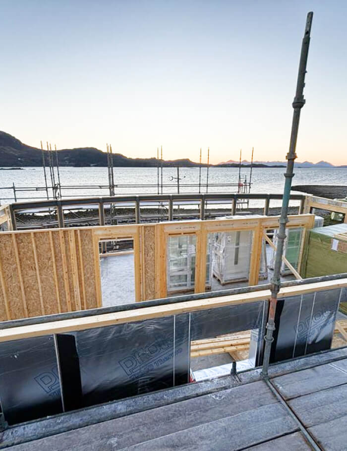 Erect to Wind & Watertight
