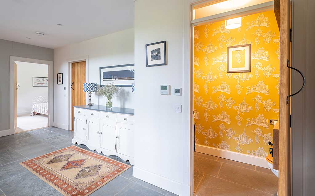 Complementary interior colours and material finishes